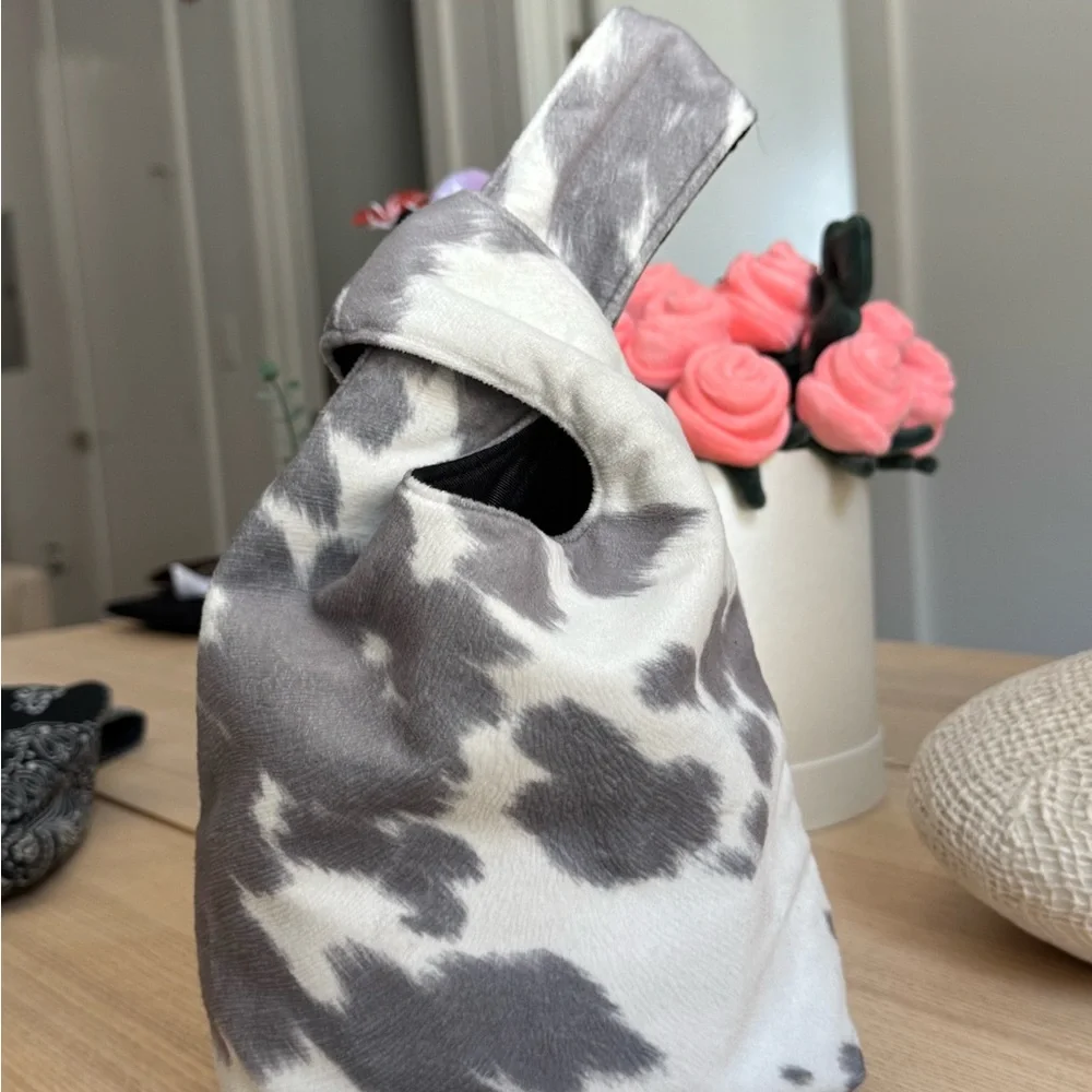 Cow print Yaito bag - Picture 1 of 4